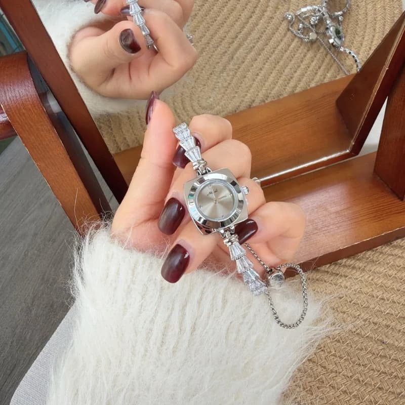 Mishali M25125- Silver & Gray