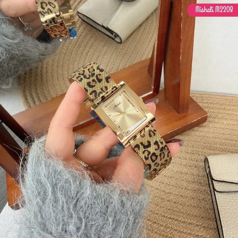 Mishali M2208 Leopard design Women's Watch-Golden – view 3
