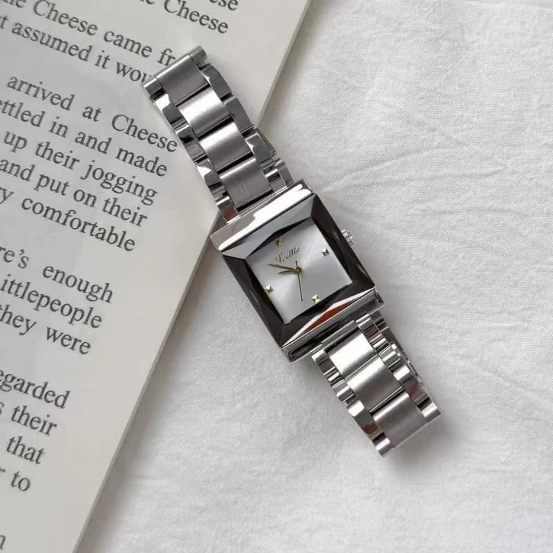scottie ladies watch