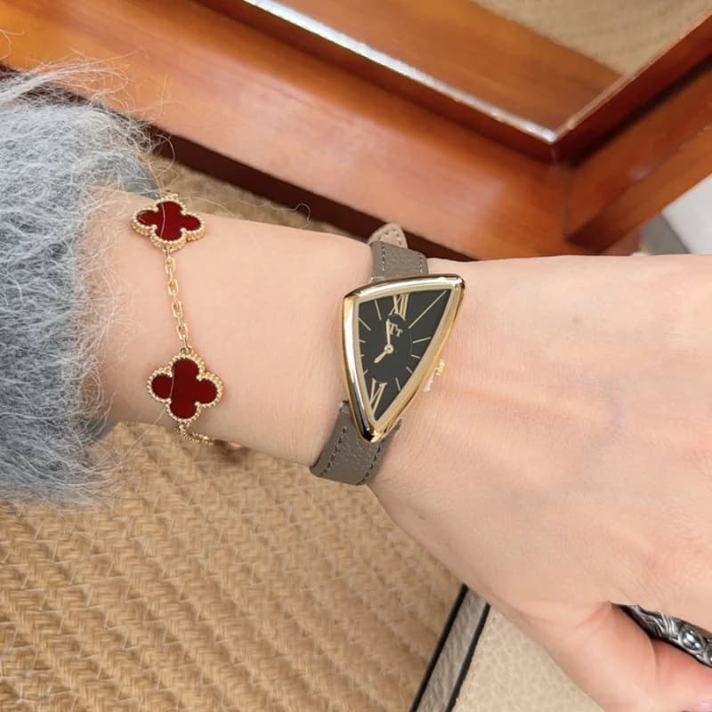 TT M26005- GrayLeather Belt Black Face – view 2