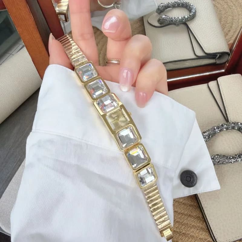MishaLi M25128 Golden Elegant Women’s Jewelry Watch