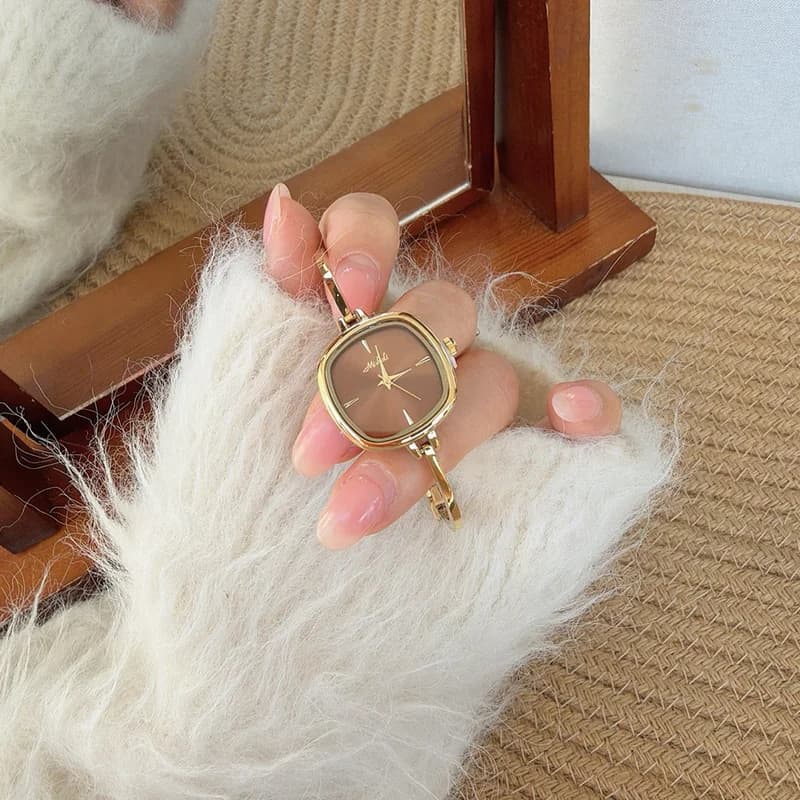 Mishali M24047 Bracelet Watch Golden Bracelet Brown Face – view 4