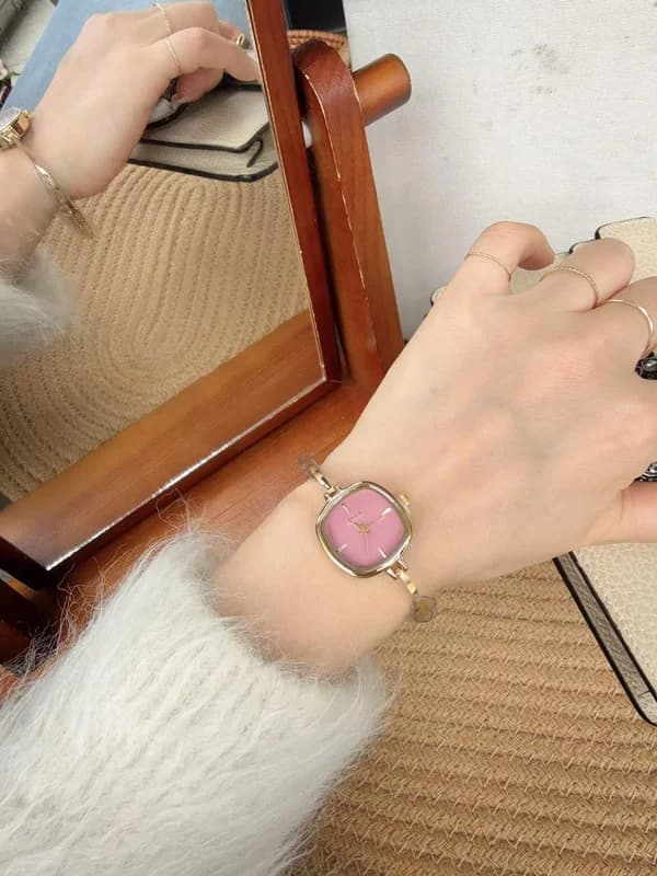 Mishali M24047 Bracelet Watch Golden Bracelet Pink Face