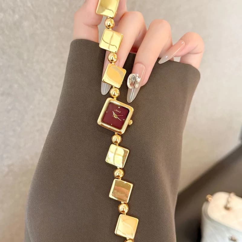 Mishali M25117 Golden Bracelet Maroon Face – view 3